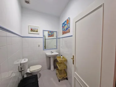 Quarto compartilhado em Avenida de Jerez, 102, esc. 0 1º 4, imagem 30 de 47