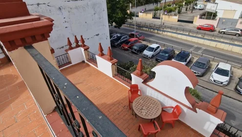 Quarto compartilhado em Avenida de Jerez, 102, esc. 0 1º 4, imagem 38 de 47