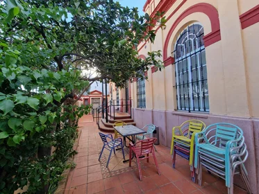 Shared room at Avenida de Jerez, 102, esc. 0 0º 2, image 13 of 45