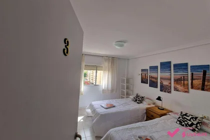 Mehrbettzimmer in der Avenida Ricardo Lyon, 504, esc. 0 6º I23, bild 19 von 27