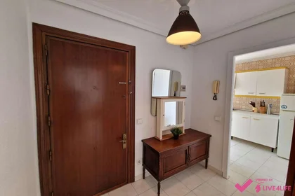 Mehrbettzimmer in der Avenida Ricardo Lyon, 504, esc. 0 6º I21, bild 16 von 27