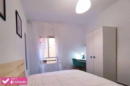 Wspólny pokój Avenida Calle, 63, esc. 0 2º 1-5, obraz 11 18