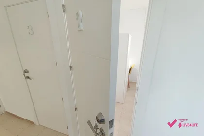 Quarto compartilhado em Calle Michel Fort, 102, esc. 9 4º I 2, imagem 9 de 34