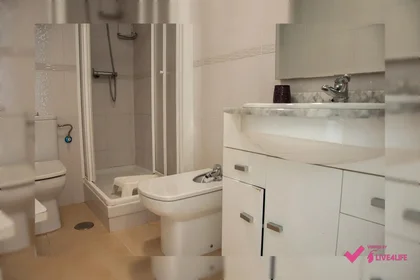 Quarto compartilhado em Avenida Eloy Espinoza, 445, esc. 1 4º 31 2, imagem 7 de 29
