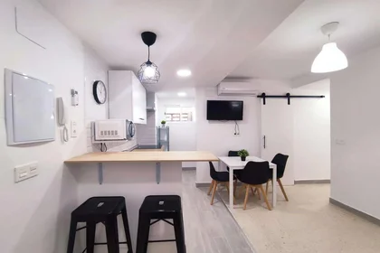 Shared room at Calle Julio Moreno Dávila, 19, esc. 0 0º 2, image 18 of 18