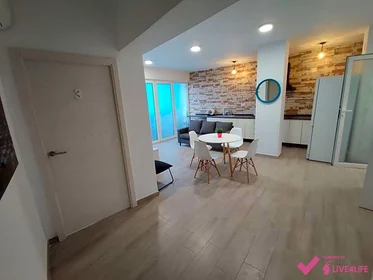 Habitación compartida en Carrer Girona, 33, esc. 0 4º C-1, imagen 35 de 39