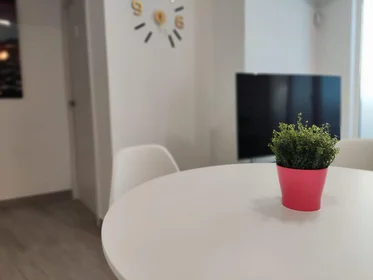 Habitación compartida en Carrer Girona, 33, esc. 0 4º C - 2, imagen 16 de 40