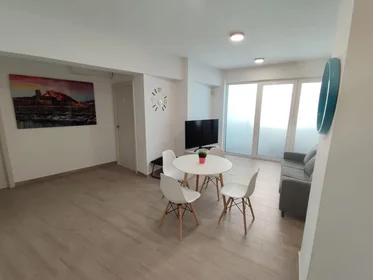 Habitación compartida en Carrer Girona, 33, esc. 0 4º C - 2, imagen 18 de 40
