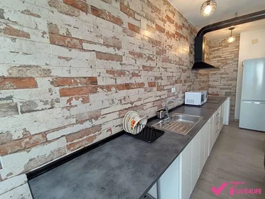 Habitación compartida en Carrer Girona, 33, esc. 0 4º C- 3, imagen 34 de 40