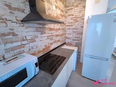 Habitación compartida en Carrer Girona, 33, esc. 0 4º C- 3, imagen 9 de 40