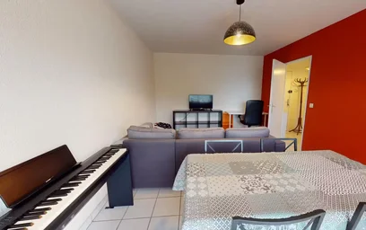 Logement entier à Rue Paul Doumer, image 2 de 10
