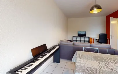 Logement entier à Rue Paul Doumer, image 4 de 10