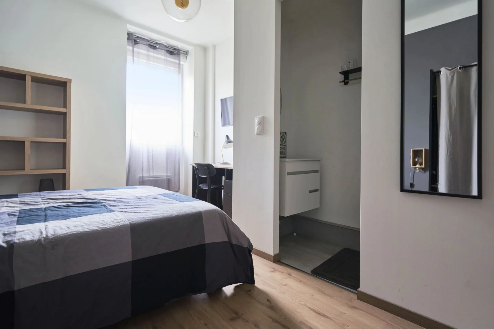 Quarto acolhedor para estudantes disponível em 