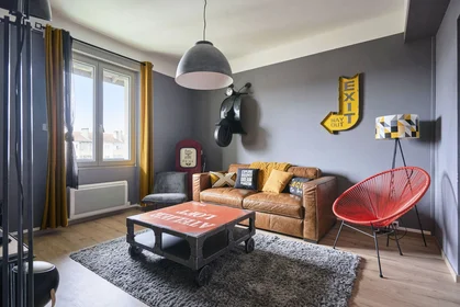 Özel oda konumu 9 Rue Auguste Prost, 21 32 görüntüsü