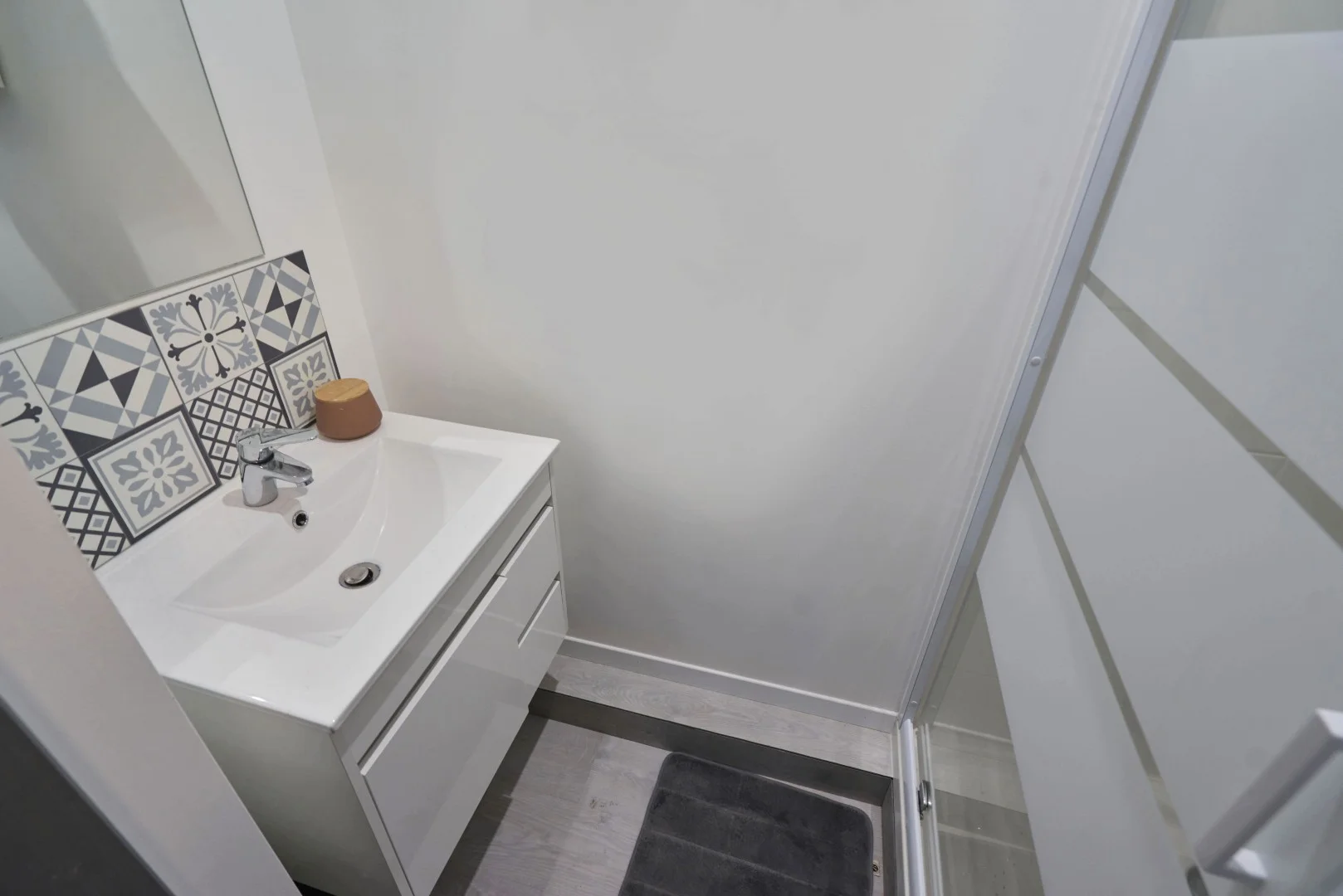 Habitación asequible para estudiantes con buena iluminación en 