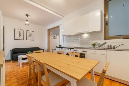 Habitación privada en Ronda de la Universitat, imagen 10 de 16