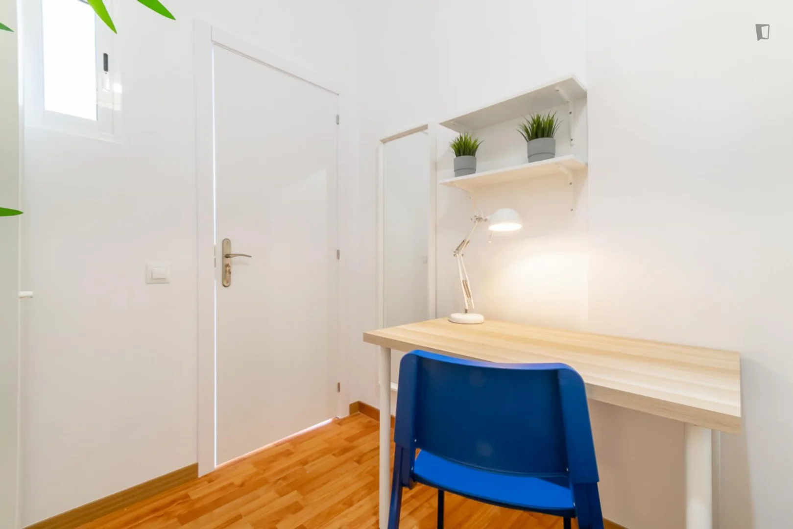 Chambre à louer dans un appartement d'étudiant à , entièrement meublée