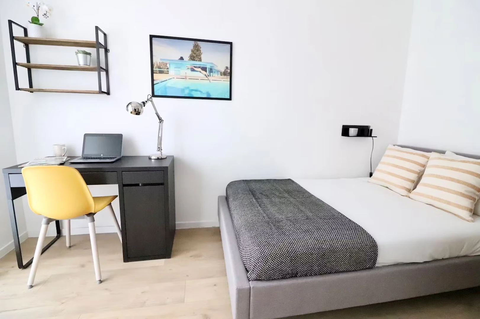 Cheap private room in Nice