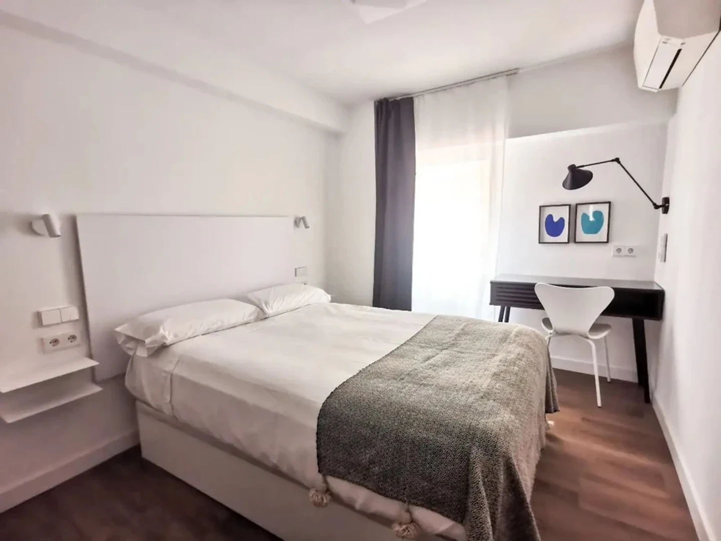 Two bedroom accommodation in Madrid