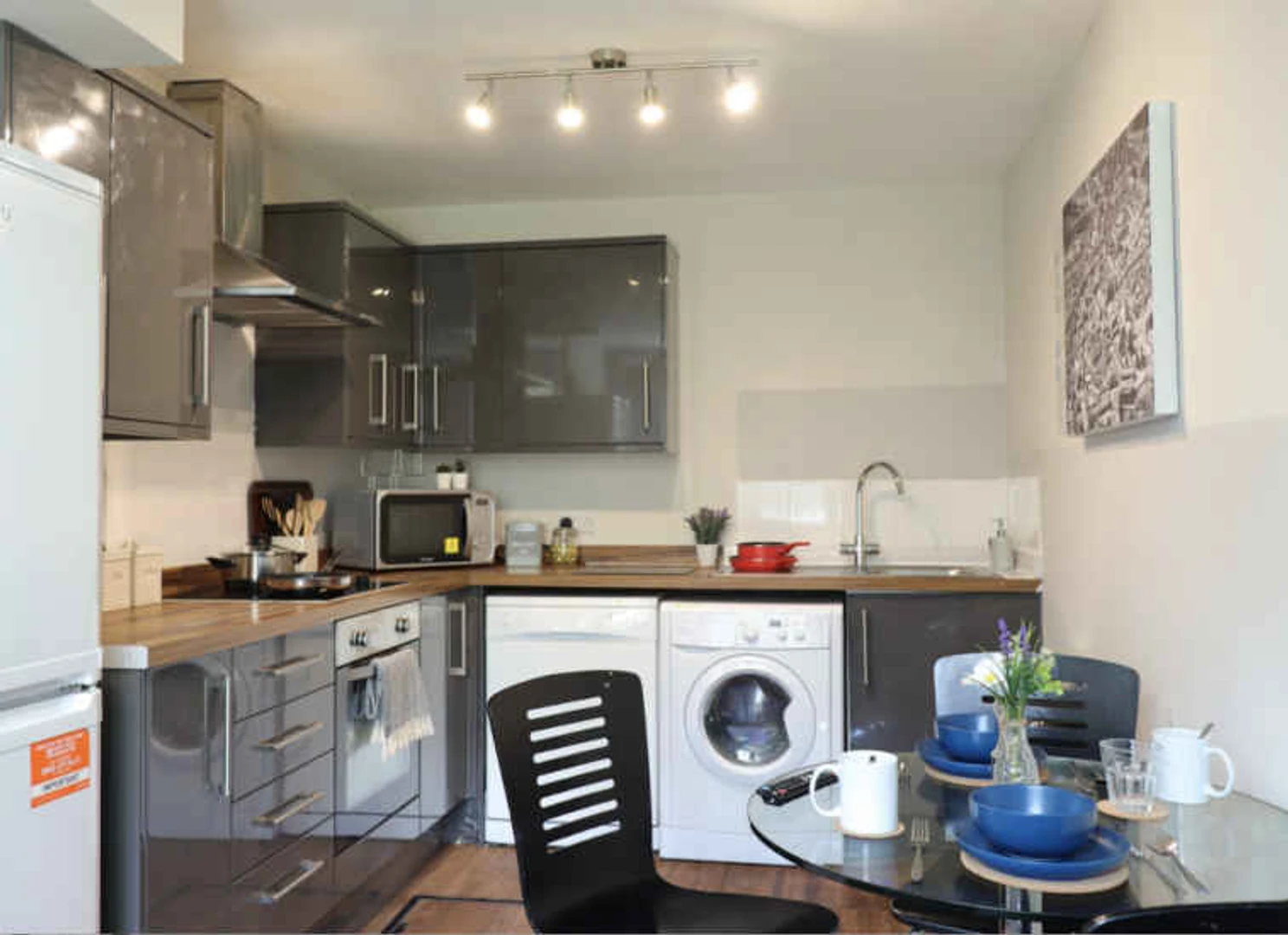 Entire fully furnished flat in Bath