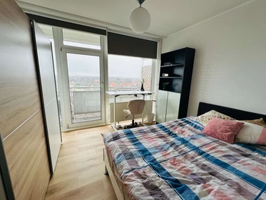 Cheap private room in Koln