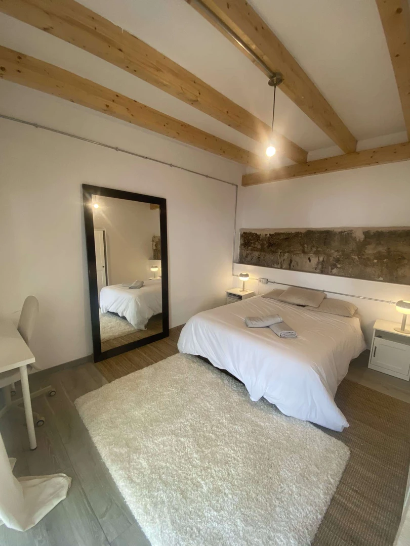 Zimmer mit Doppelbett zu vermieten palma-de-mallorca