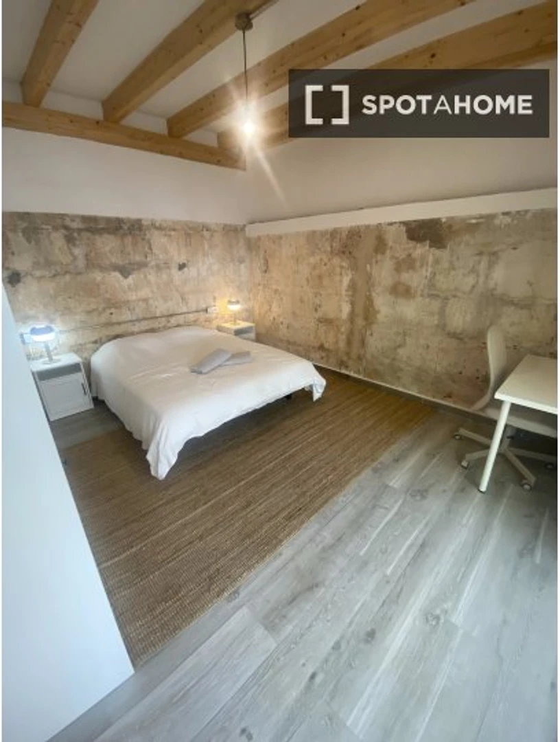 Bright private room in Palma De Mallorca