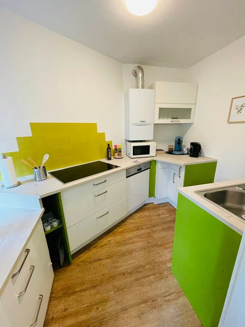 Renting rooms by the month in Essen