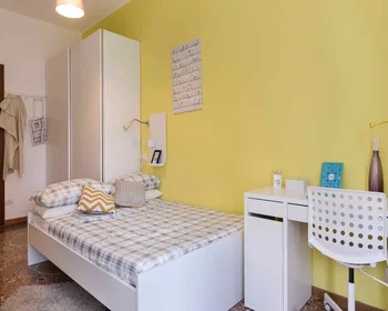 Privatzimmer in der Viale Giovanni Vicini, bild 2 von 34