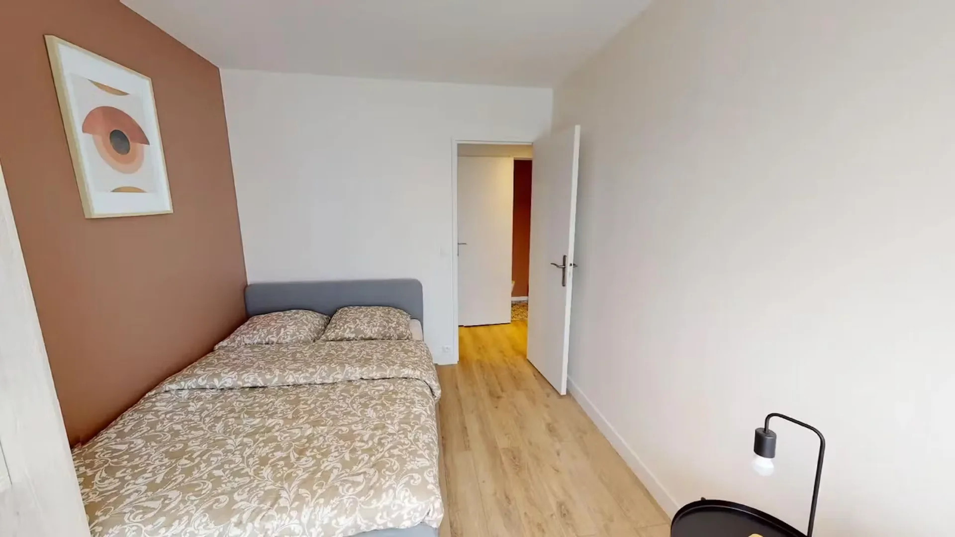 Cozy room for students available in 