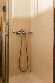 Private room at Rua Teixeira de Carvalho, image 20 of 25