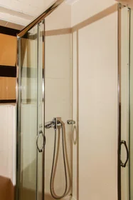 Private room at Rua Teixeira de Carvalho, image 21 of 25