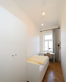 Quarto para alugar com cama de casal em Praha