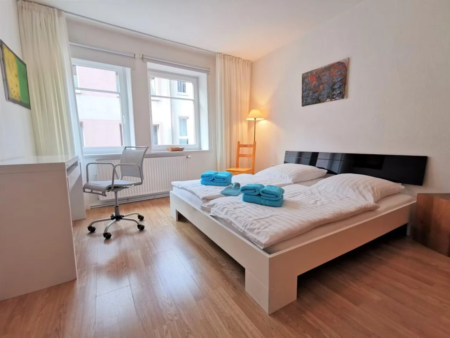 Luminoso e moderno appartamento a Hannover