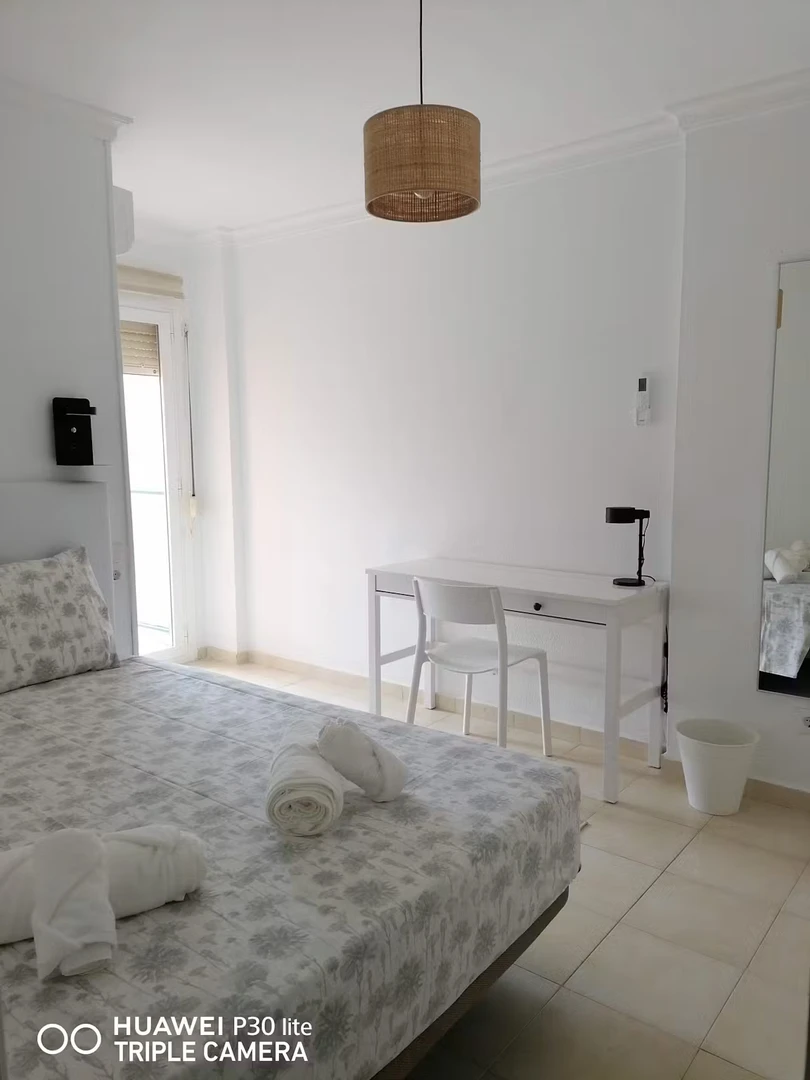 Chambre à louer avec lit double Palma De Majorque