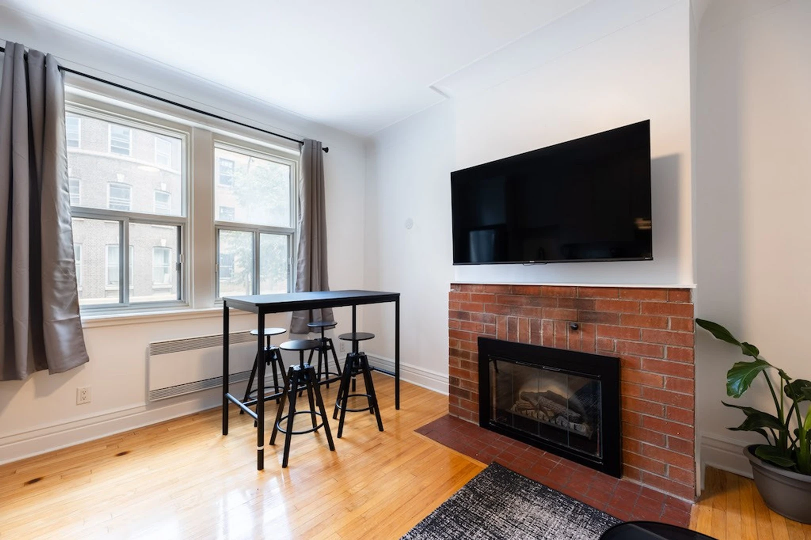 Zimmer mit Doppelbett zu vermieten Montréal