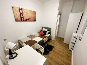 Room for rent with double bed Zaragoza