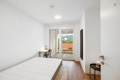 Chambre privée à Waagner-Biro Straße 128-130, image 1 de 10