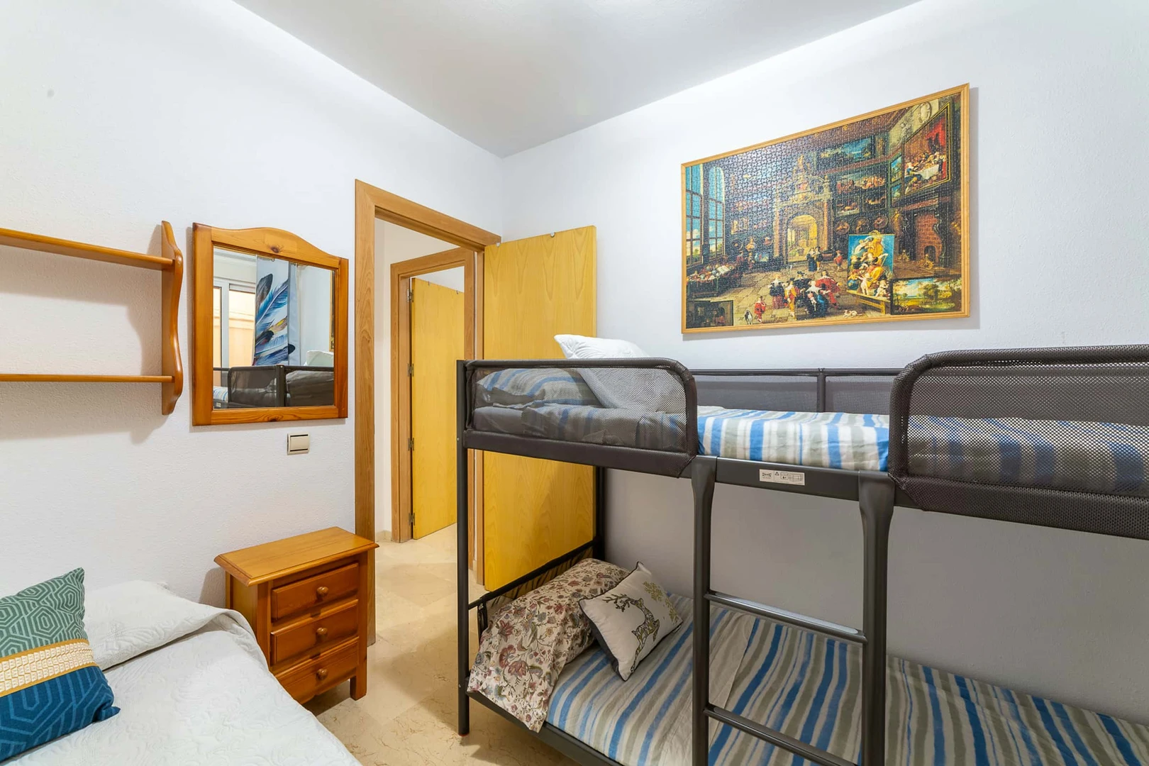 Entire fully furnished flat in Almeria