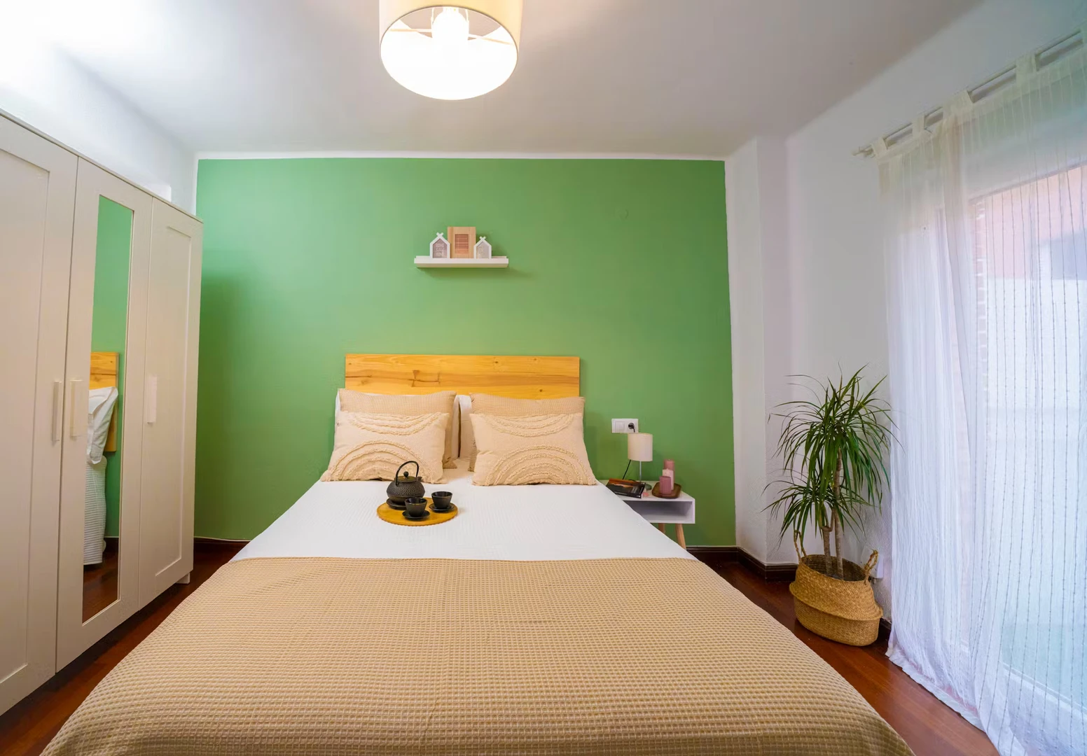 Renting rooms by the month in Ponferrada