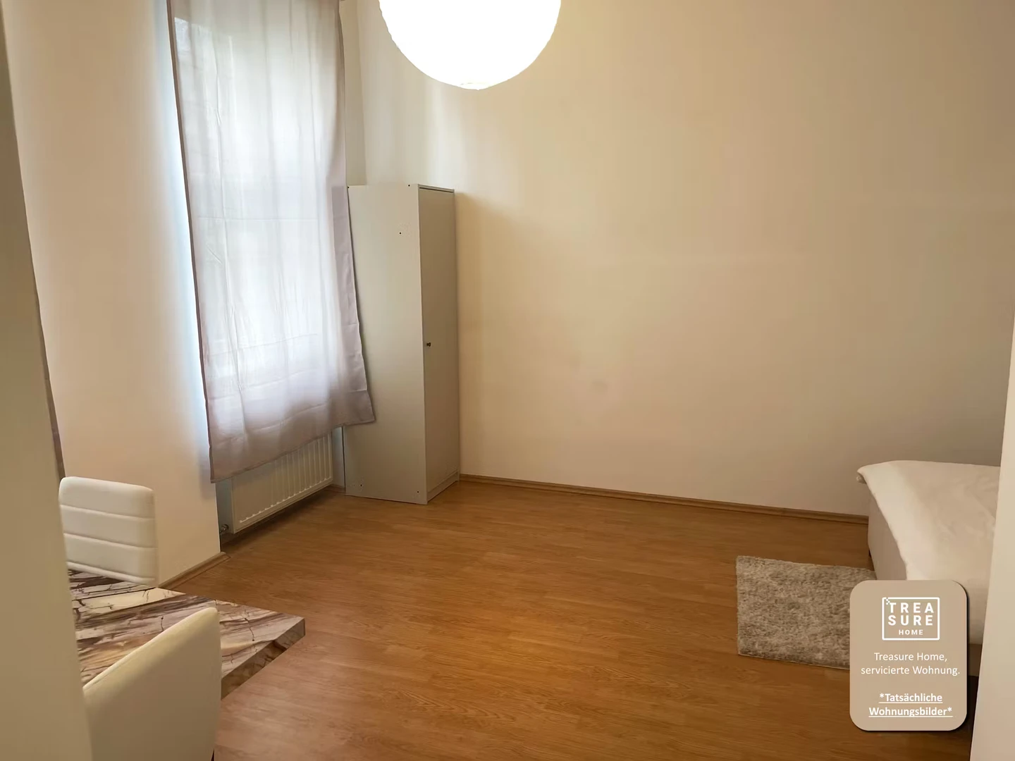 Renting rooms by the month in Vienna