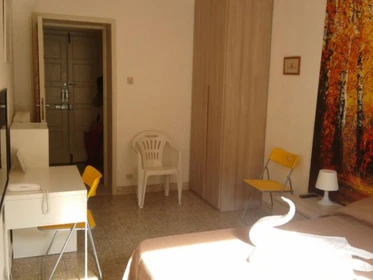 Alquiler de habitación en piso compartido en Pisa