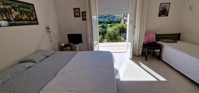Alojamiento con 3 habitaciones en Perugia