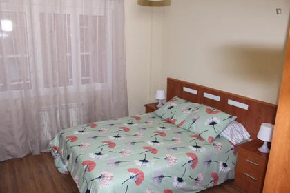 Gijón de çift kişilik yataklı kiralık oda