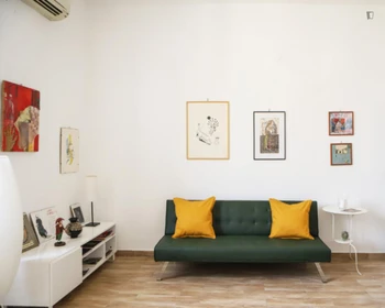 Studio meublé à Naples