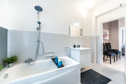 Habitación privada en Via Giosuè Carducci, imagen 7 de 11