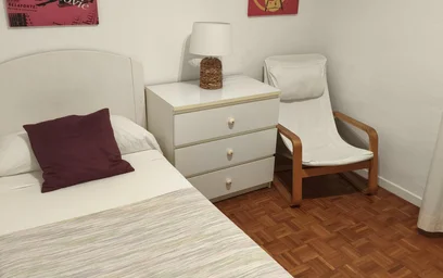 Dairenin tamamı konumu Calle Isaac Peral, 8 12 görüntüsü