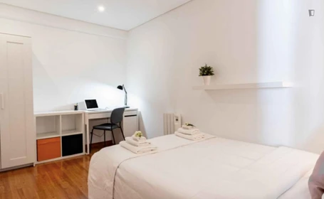 Quarto barato em Braga