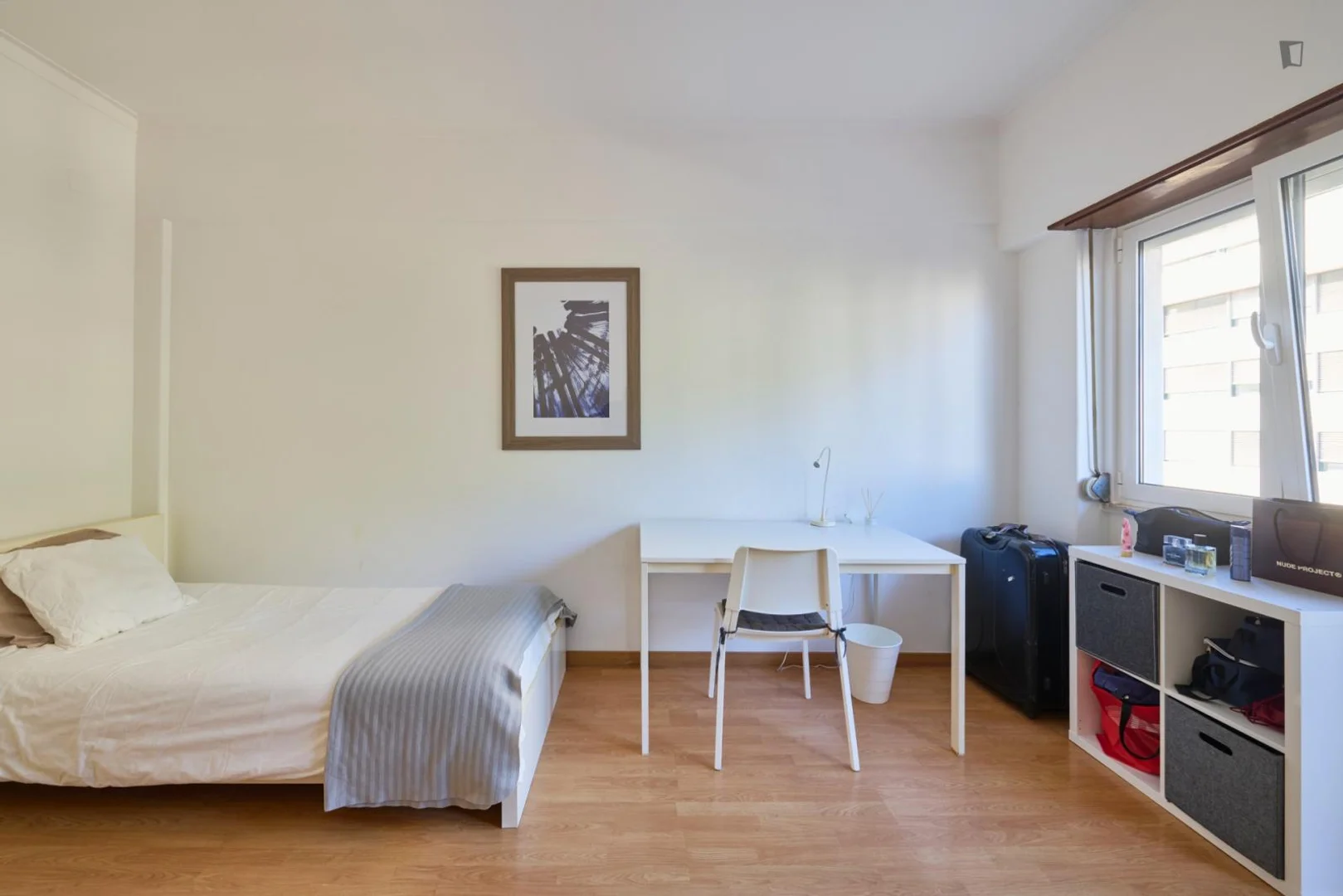 Stanza in affitto in appartamento per studenti a , completamente arredata