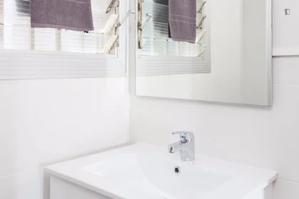 Privatzimmer in der Carrer d'Elkano, bild 15 von 17